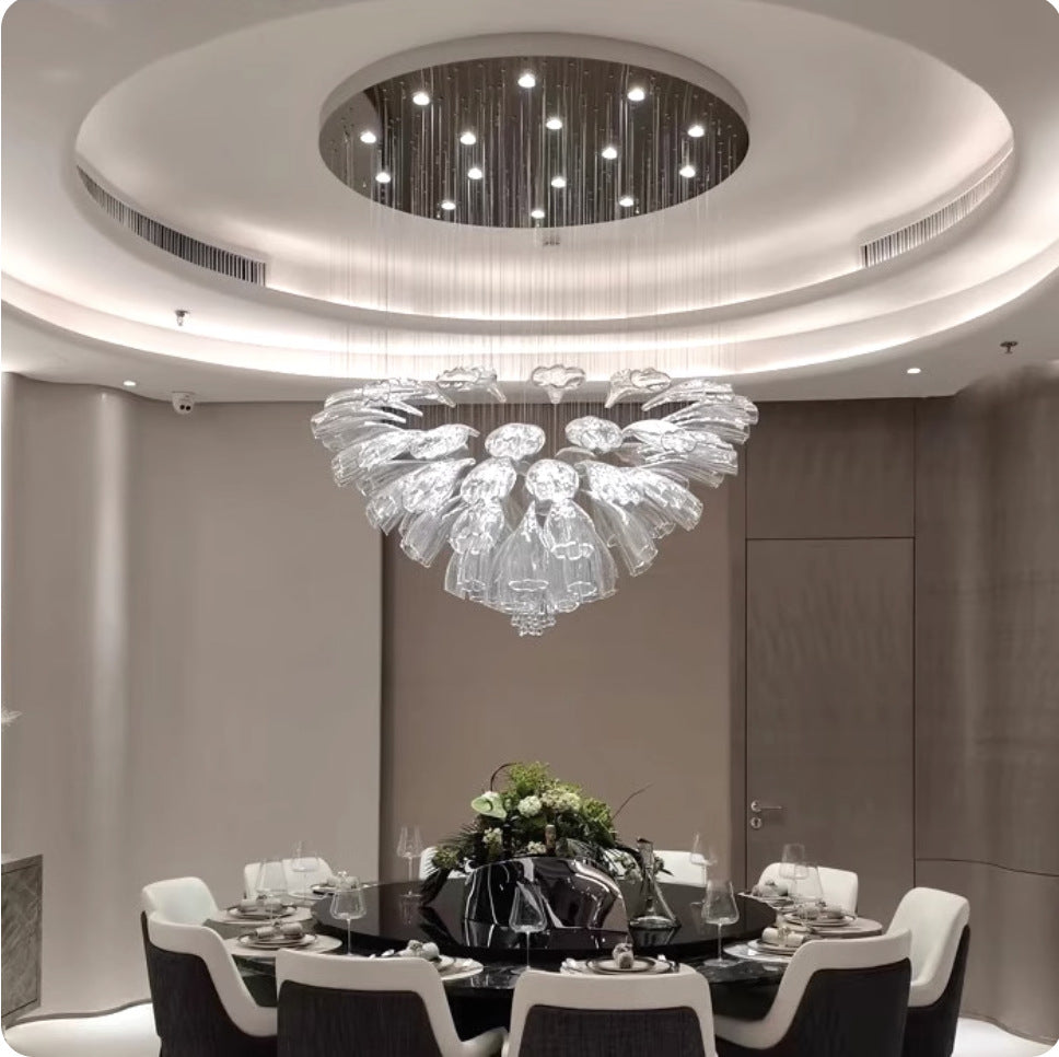 Why Does My Chandelier Look Differentat Home?5 Lighting Mistakes to Avoid