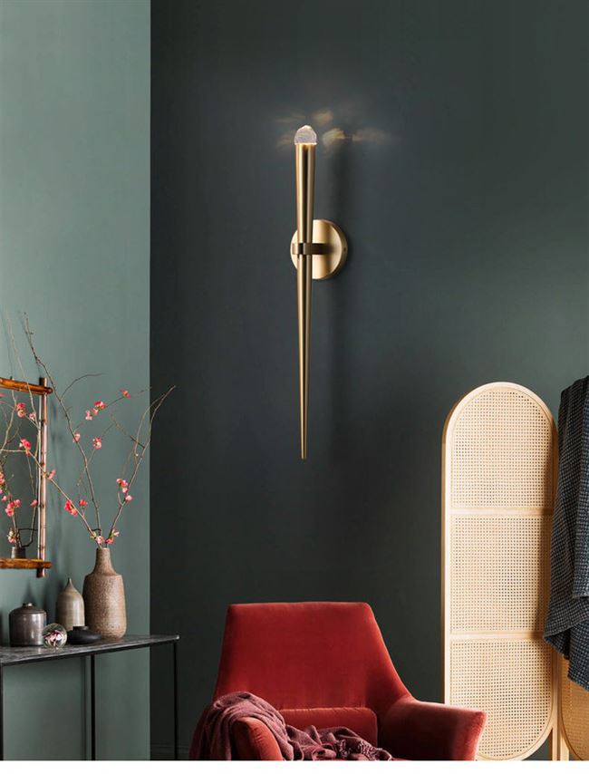 Designer‑style light‑luxury minimalist wall lamp, Nordic‑style with unique shape, brass wall lamp for corridors, hallways and bedside